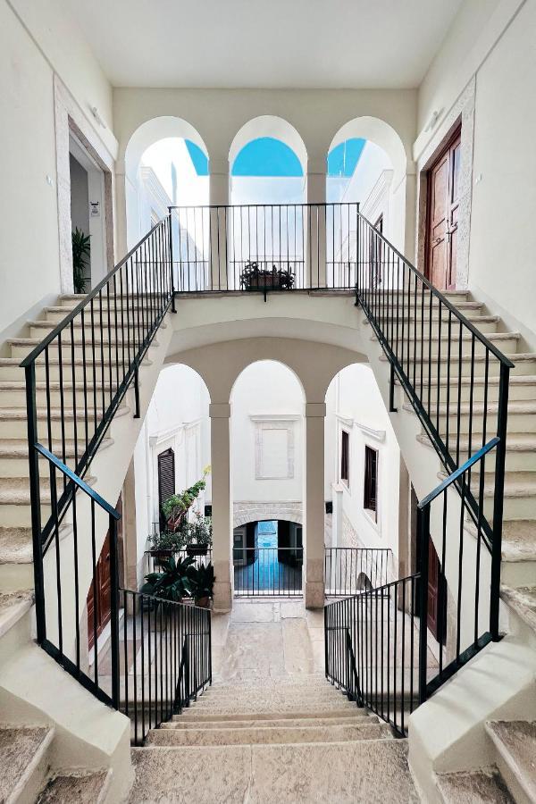 Miche Luxury Home - Appartamento Vista Mare A Trani Exterior photo